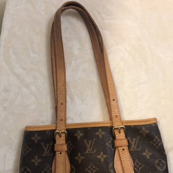 Louis Vuitton Shoulder Handbag Bucket - Picture 9 of 16